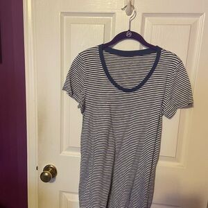 Universal Thread Navy and Cream Striped Tee
